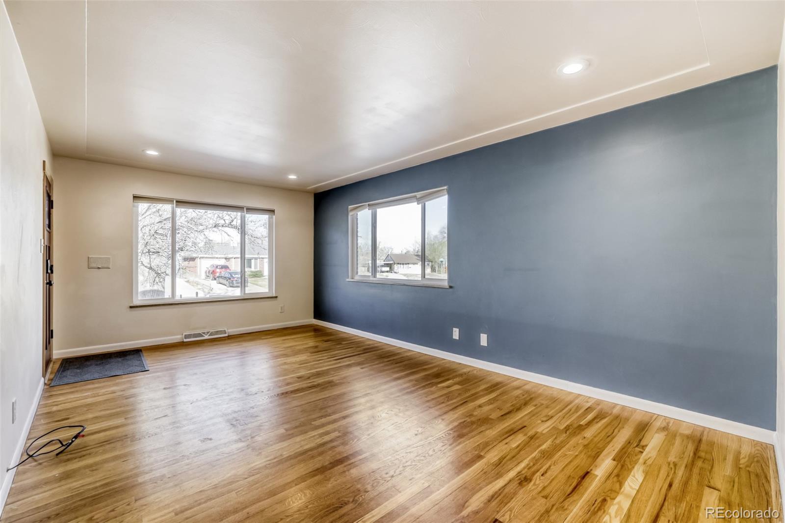 MLS Image #6 for 2708 s grove street,denver, Colorado