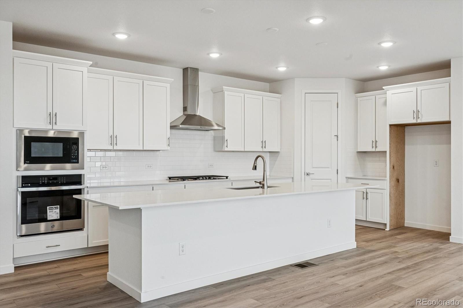 MLS Image #5 for 11265  mount emma drive,englewood, Colorado