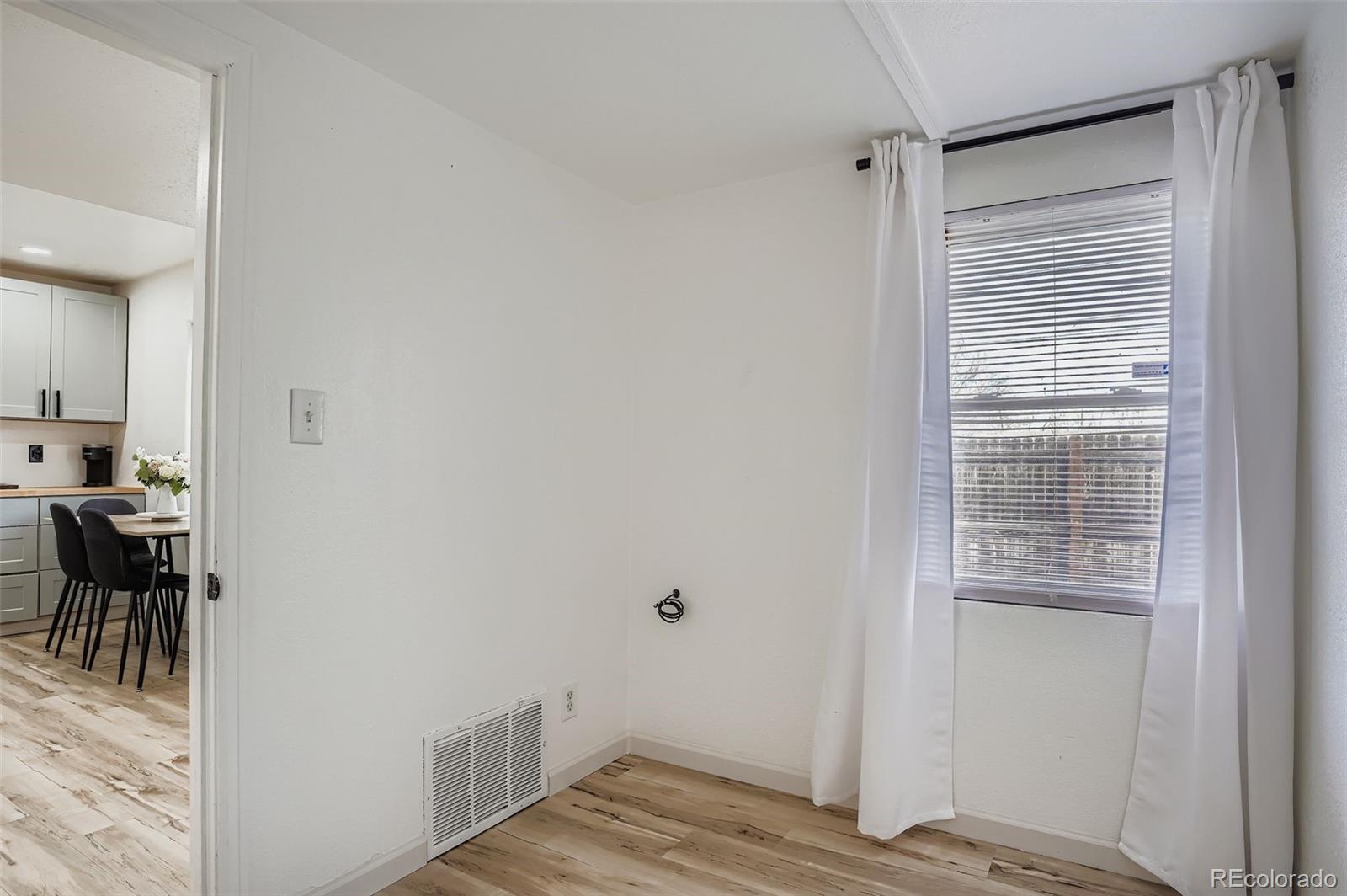 MLS Image #11 for 4400 w 4th avenue,denver, Colorado