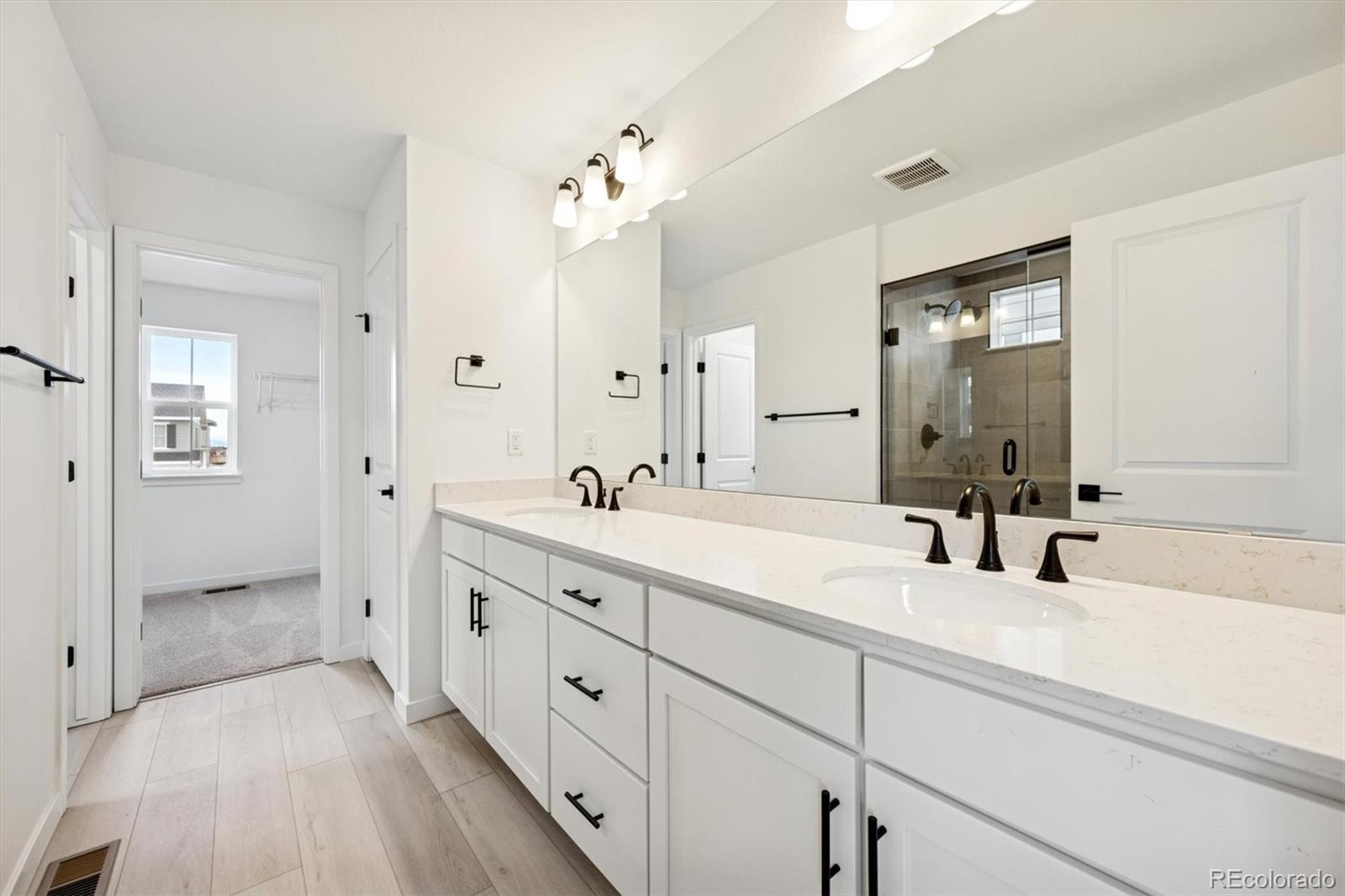 MLS Image #12 for 486 s salida street,aurora, Colorado