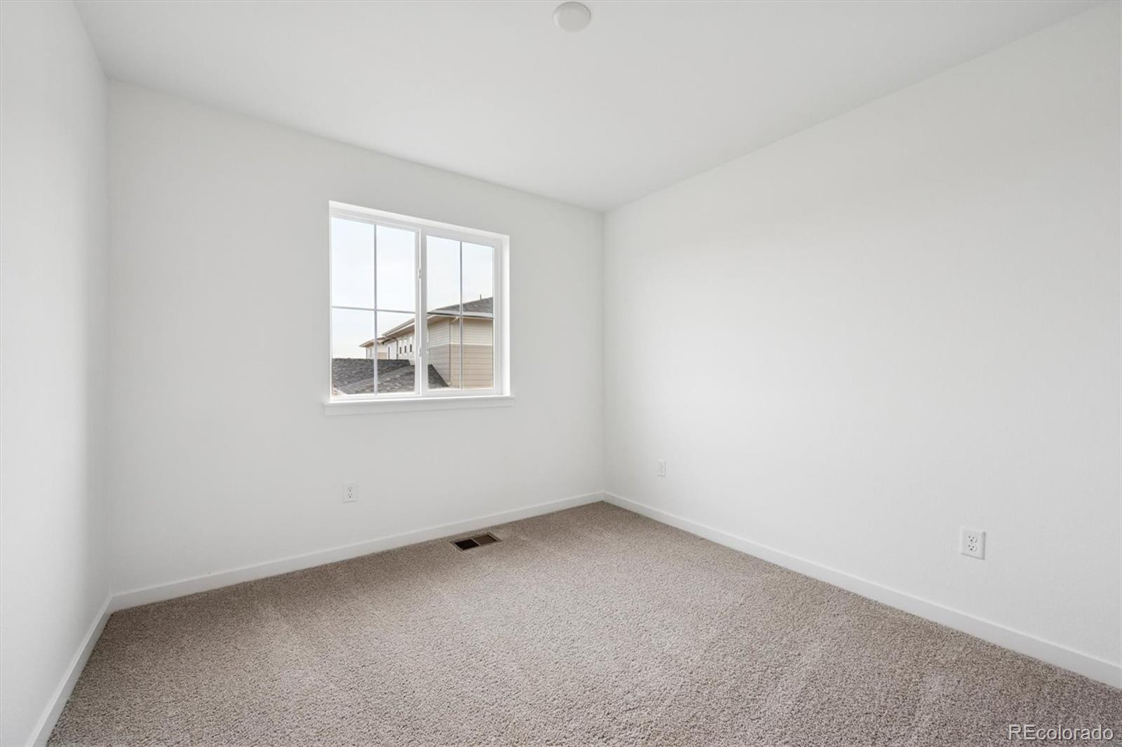 MLS Image #14 for 486 s salida street,aurora, Colorado