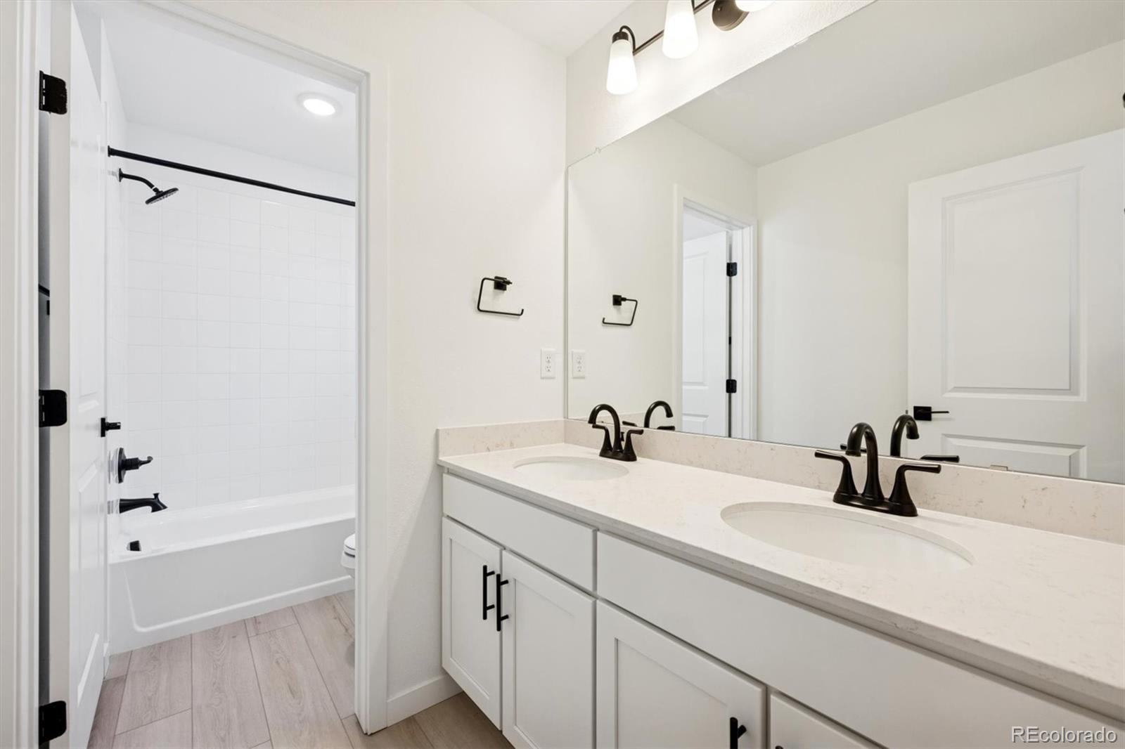 MLS Image #16 for 486 s salida street,aurora, Colorado
