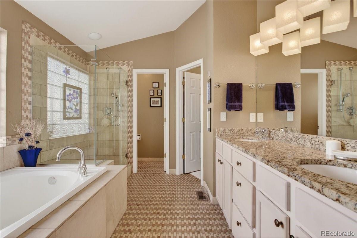 MLS Image #15 for 10871 w dumbarton place,littleton, Colorado
