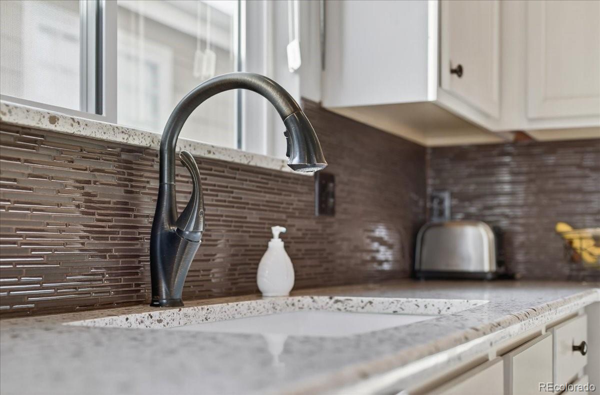 MLS Image #6 for 10871 w dumbarton place,littleton, Colorado