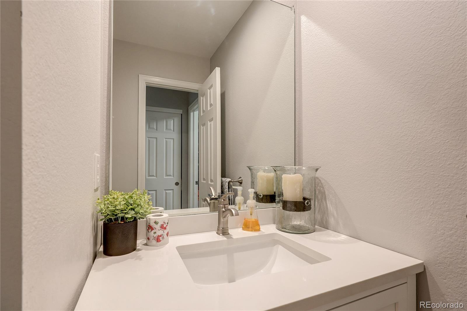 MLS Image #13 for 2946 s devinney court,lakewood, Colorado