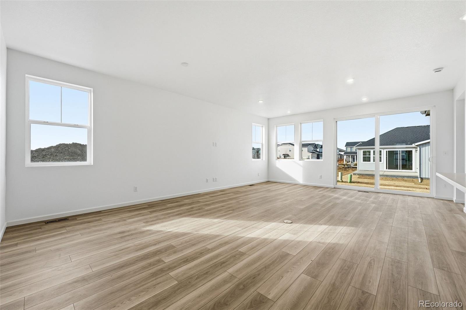 MLS Image #11 for 3348 n duquesne way,aurora, Colorado