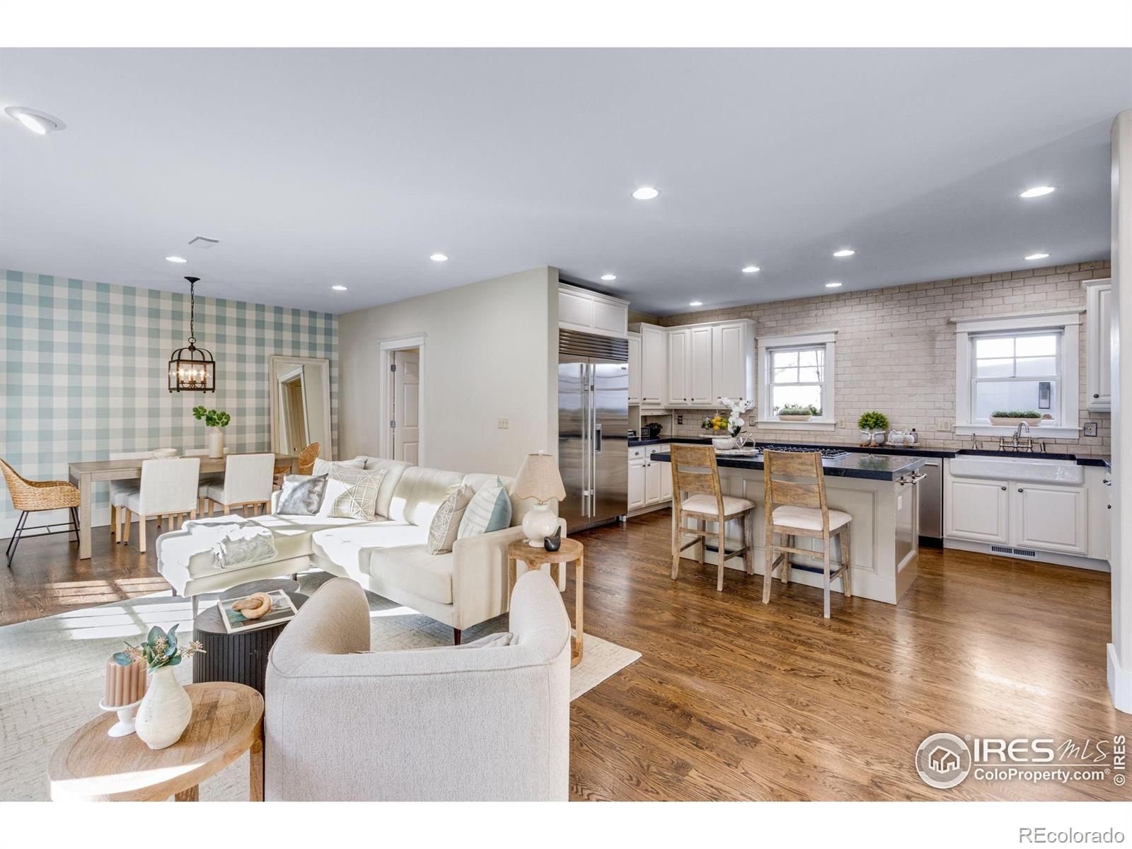 MLS Image #27 for 707 s fillmore street,denver, Colorado