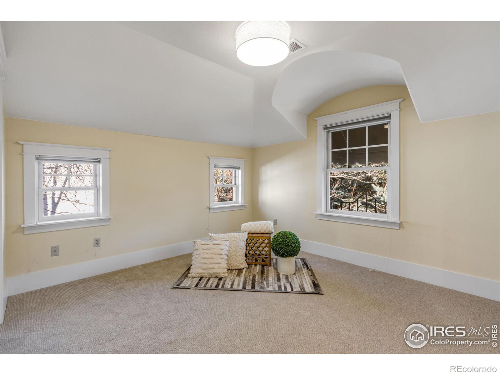 MLS Image #40 for 707 s fillmore street,denver, Colorado