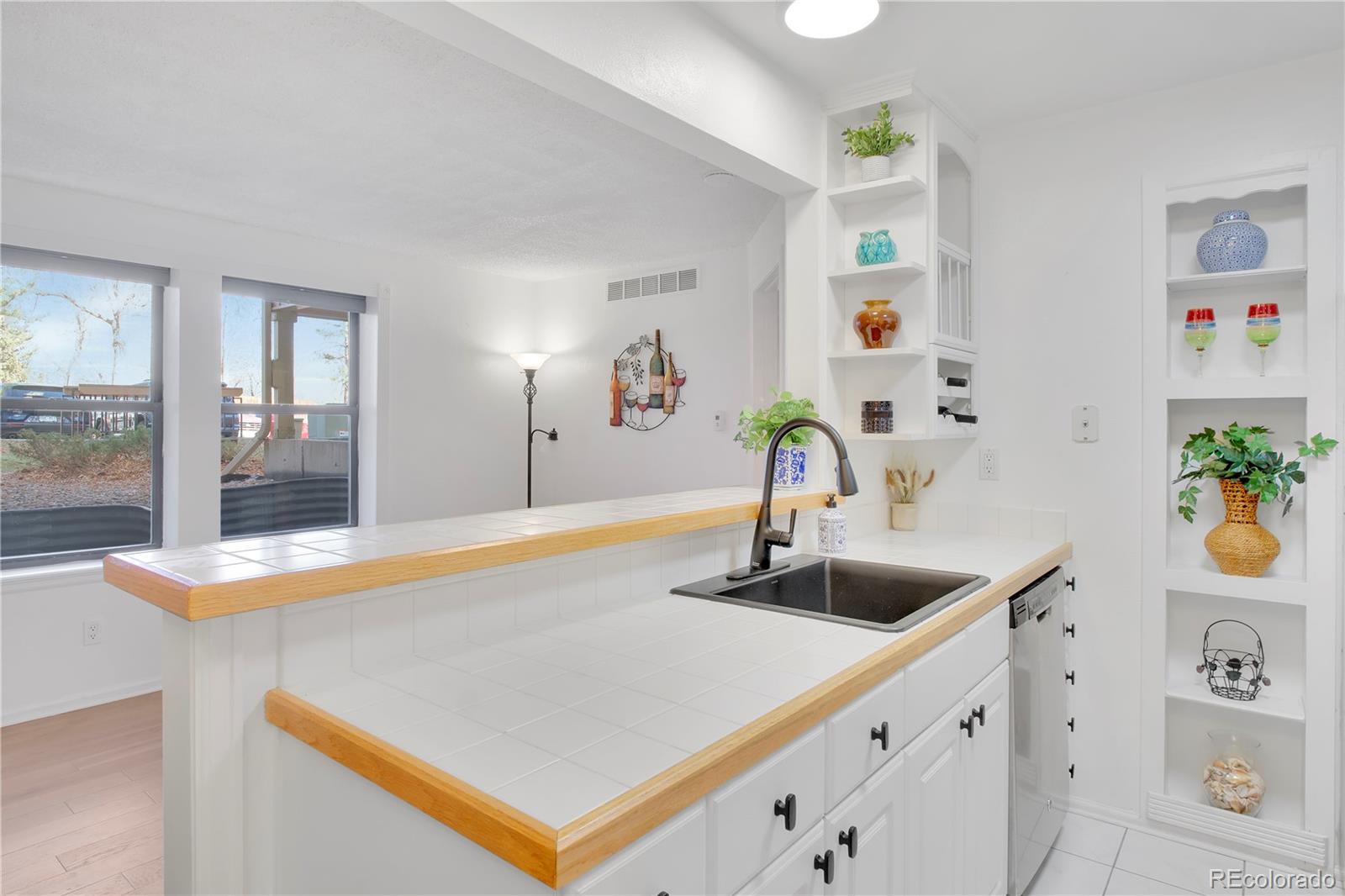 MLS Image #10 for 6705 s field street 802,littleton, Colorado
