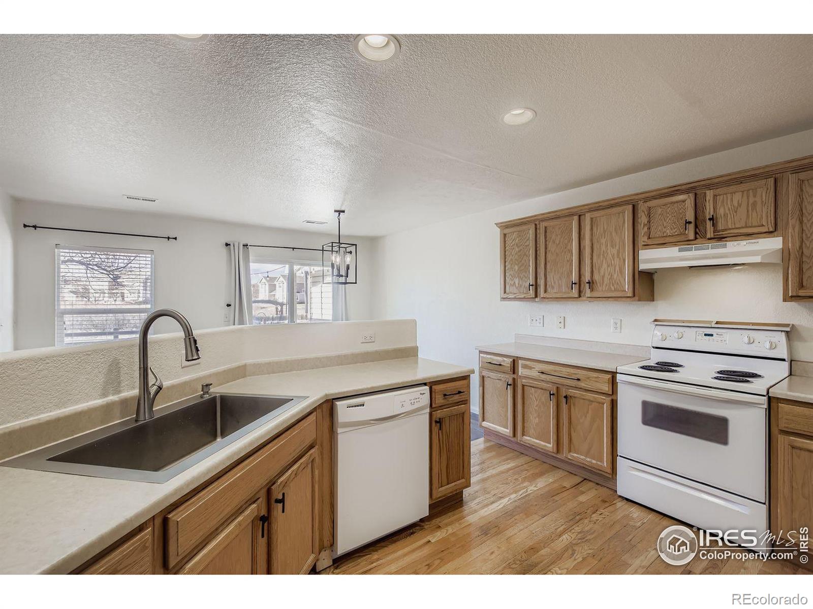 MLS Image #10 for 1846  dove creek circle,loveland, Colorado