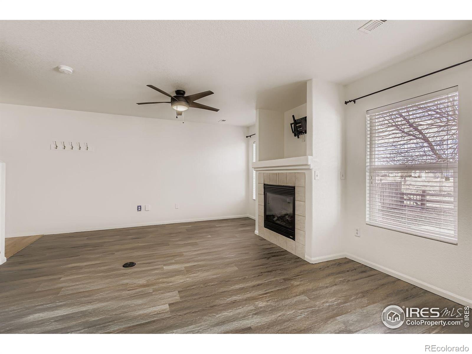 MLS Image #4 for 1846  dove creek circle,loveland, Colorado