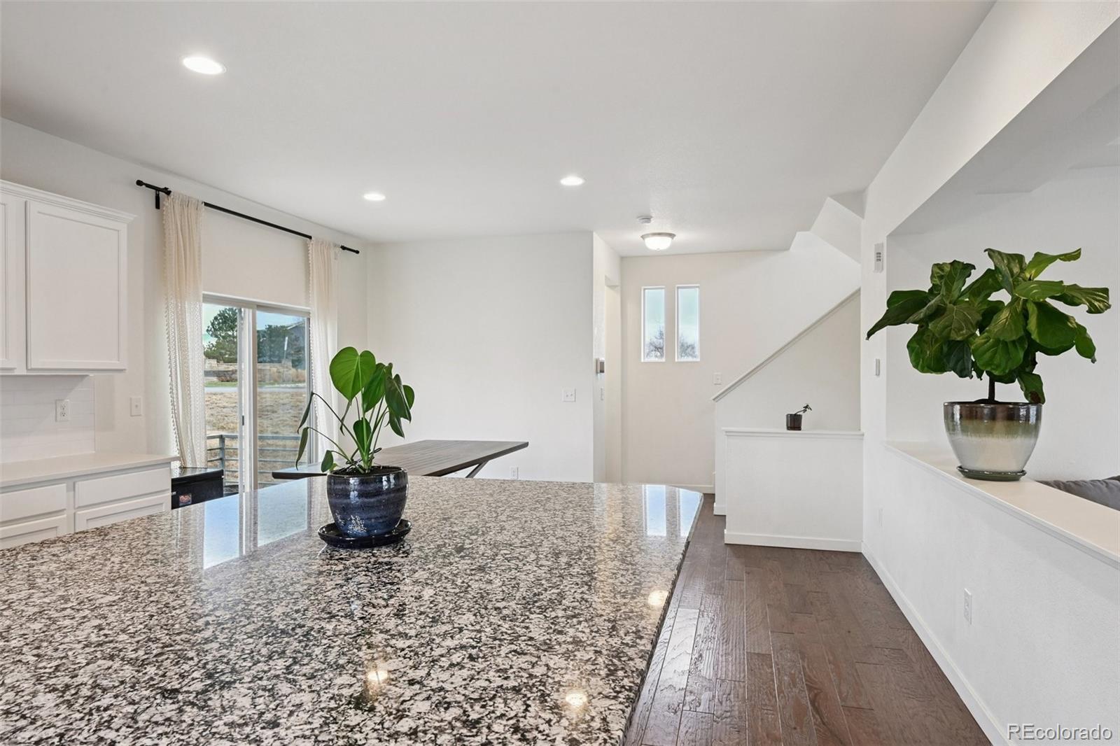MLS Image #10 for 5442  danube street,denver, Colorado