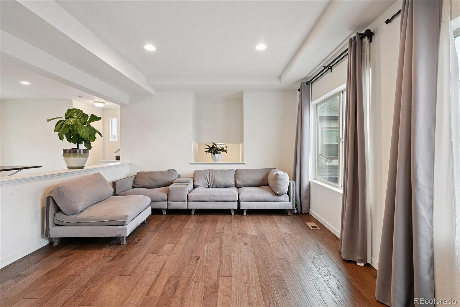 MLS Image #4 for 5442  danube street,denver, Colorado