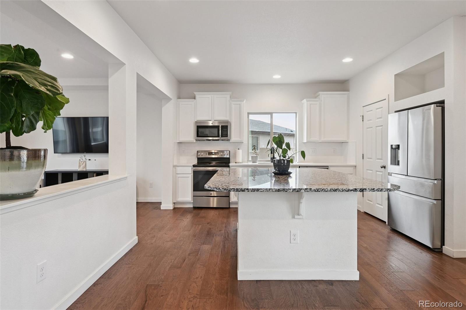 MLS Image #7 for 5442  danube street,denver, Colorado