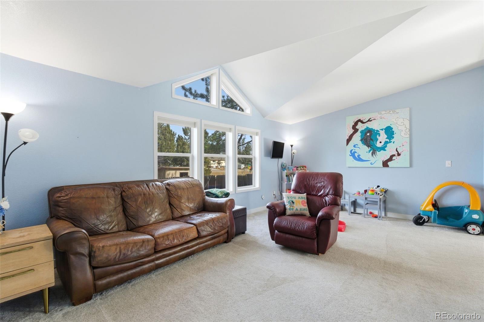 MLS Image #11 for 8137  lafayette street,denver, Colorado