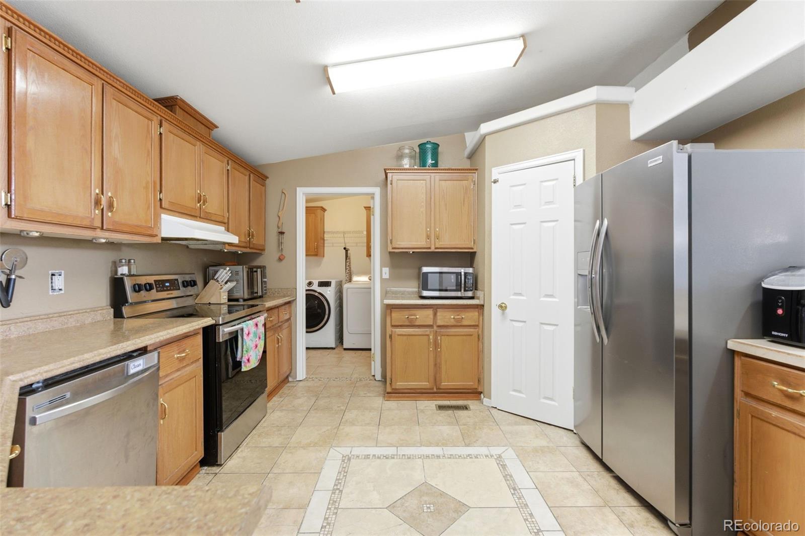 MLS Image #12 for 8137  lafayette street,denver, Colorado