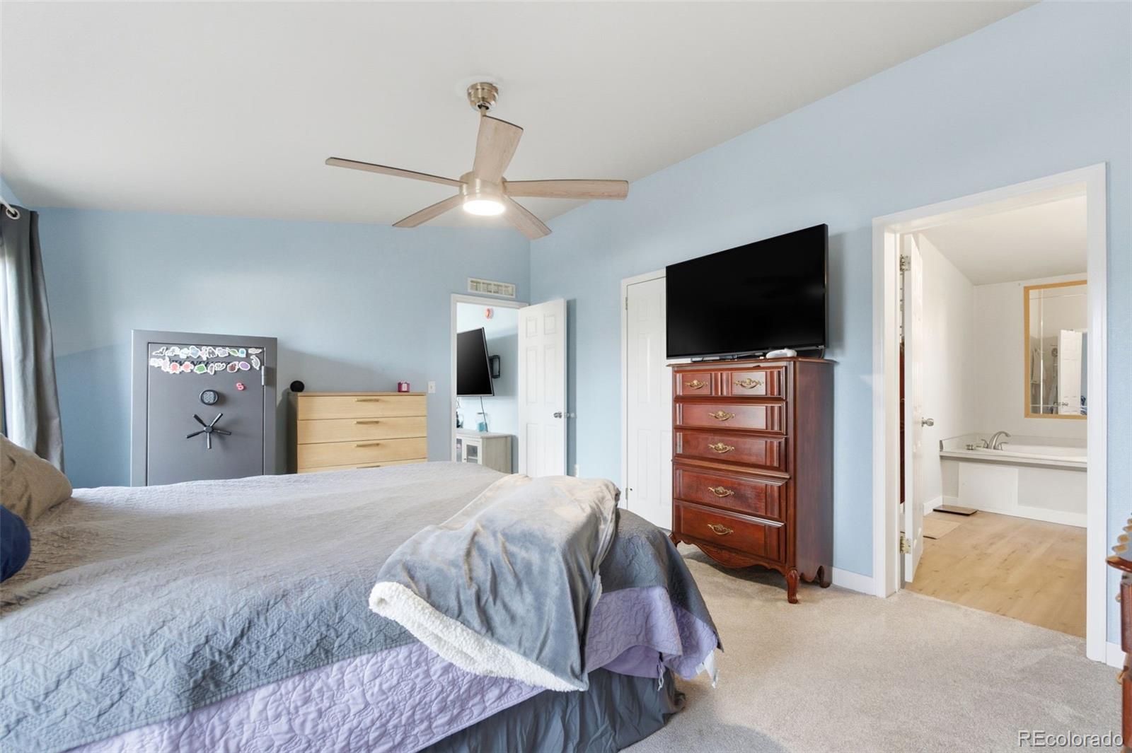 MLS Image #17 for 8137  lafayette street,denver, Colorado