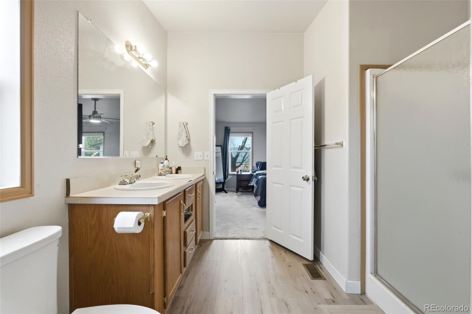 MLS Image #19 for 8137  lafayette street,denver, Colorado