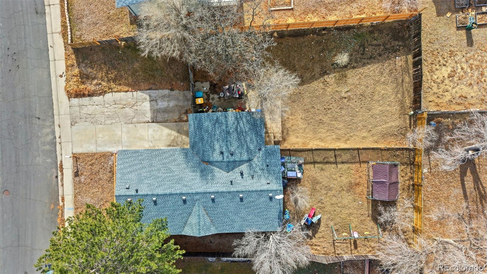MLS Image #29 for 8137  lafayette street,denver, Colorado