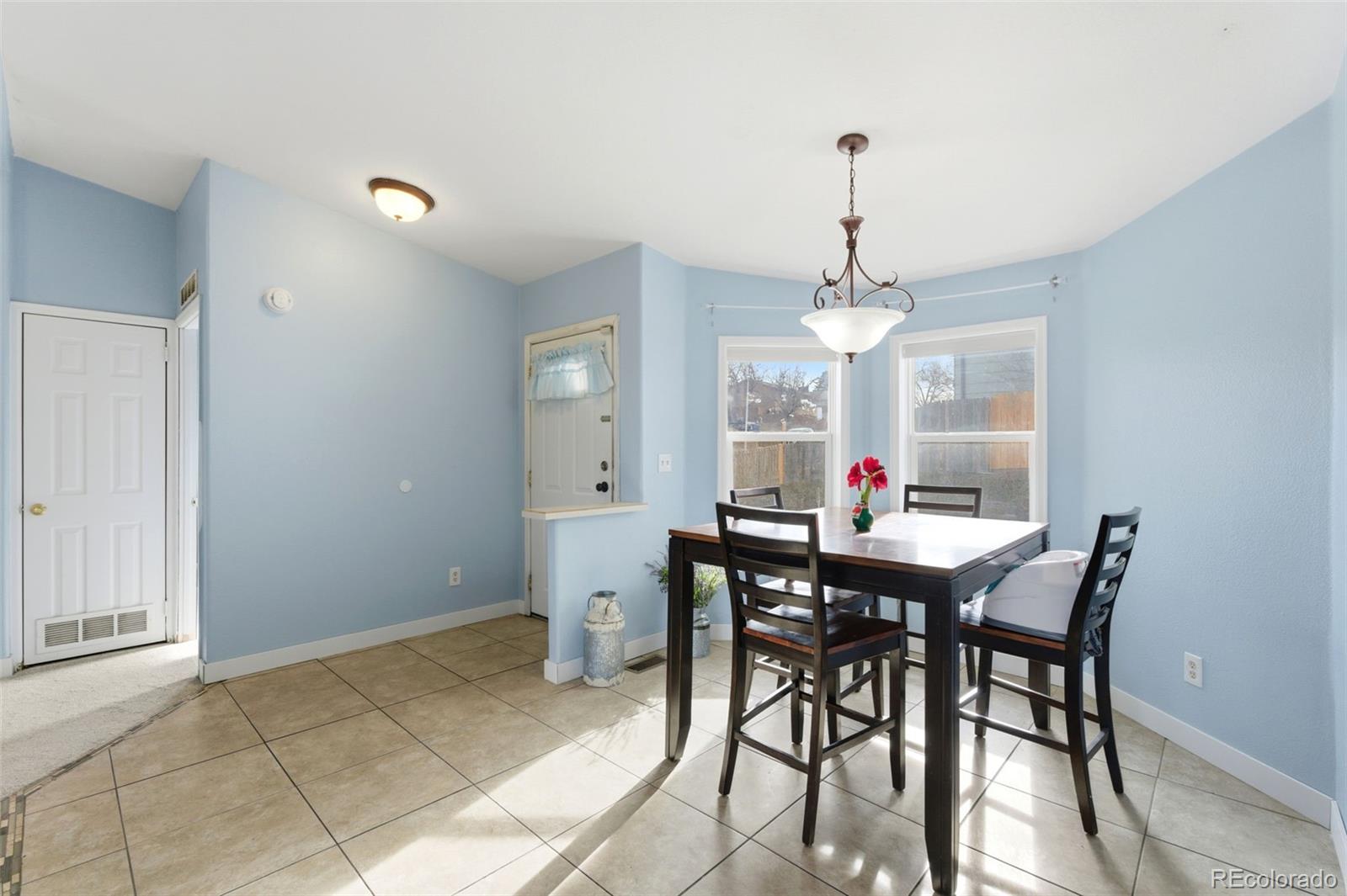 MLS Image #4 for 8137  lafayette street,denver, Colorado