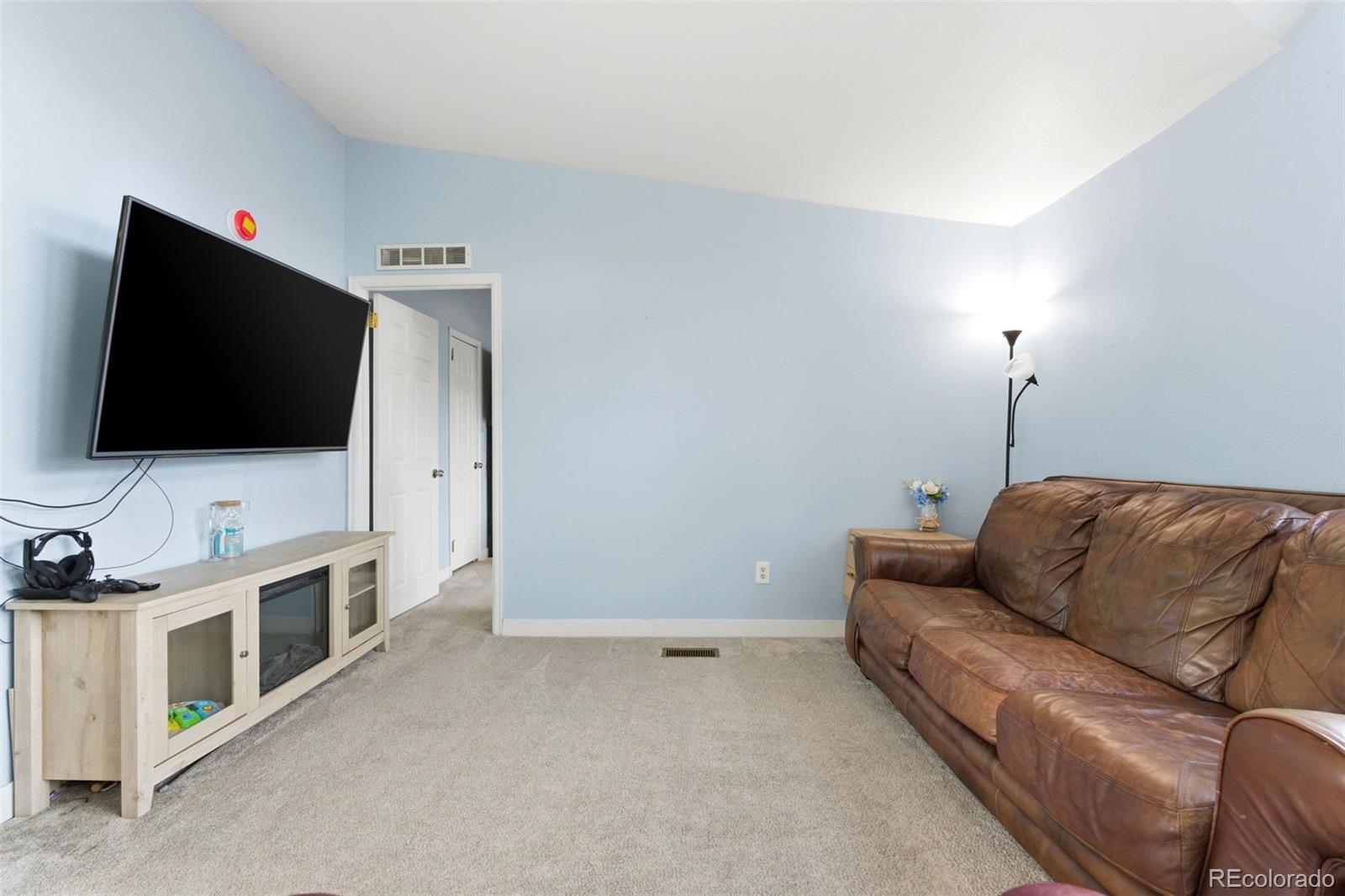 MLS Image #9 for 8137  lafayette street,denver, Colorado