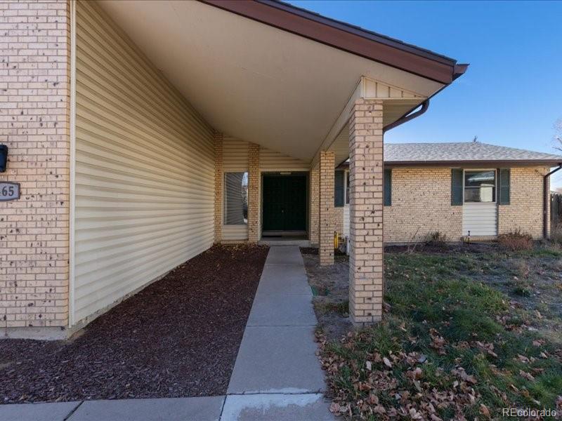 MLS Image #2 for 3465 s jasper court,aurora, Colorado