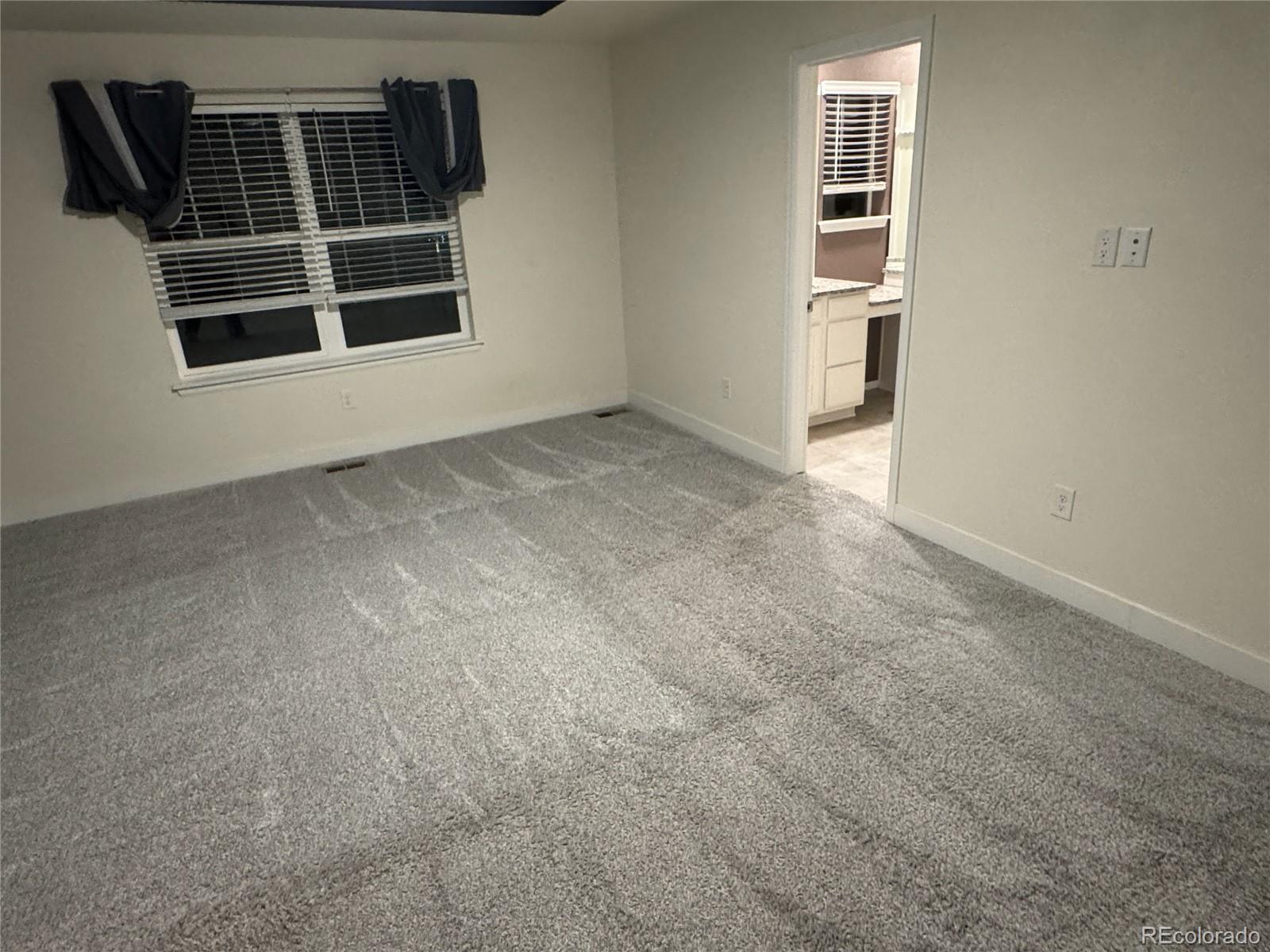 MLS Image #12 for 300 n patsburg street,aurora, Colorado