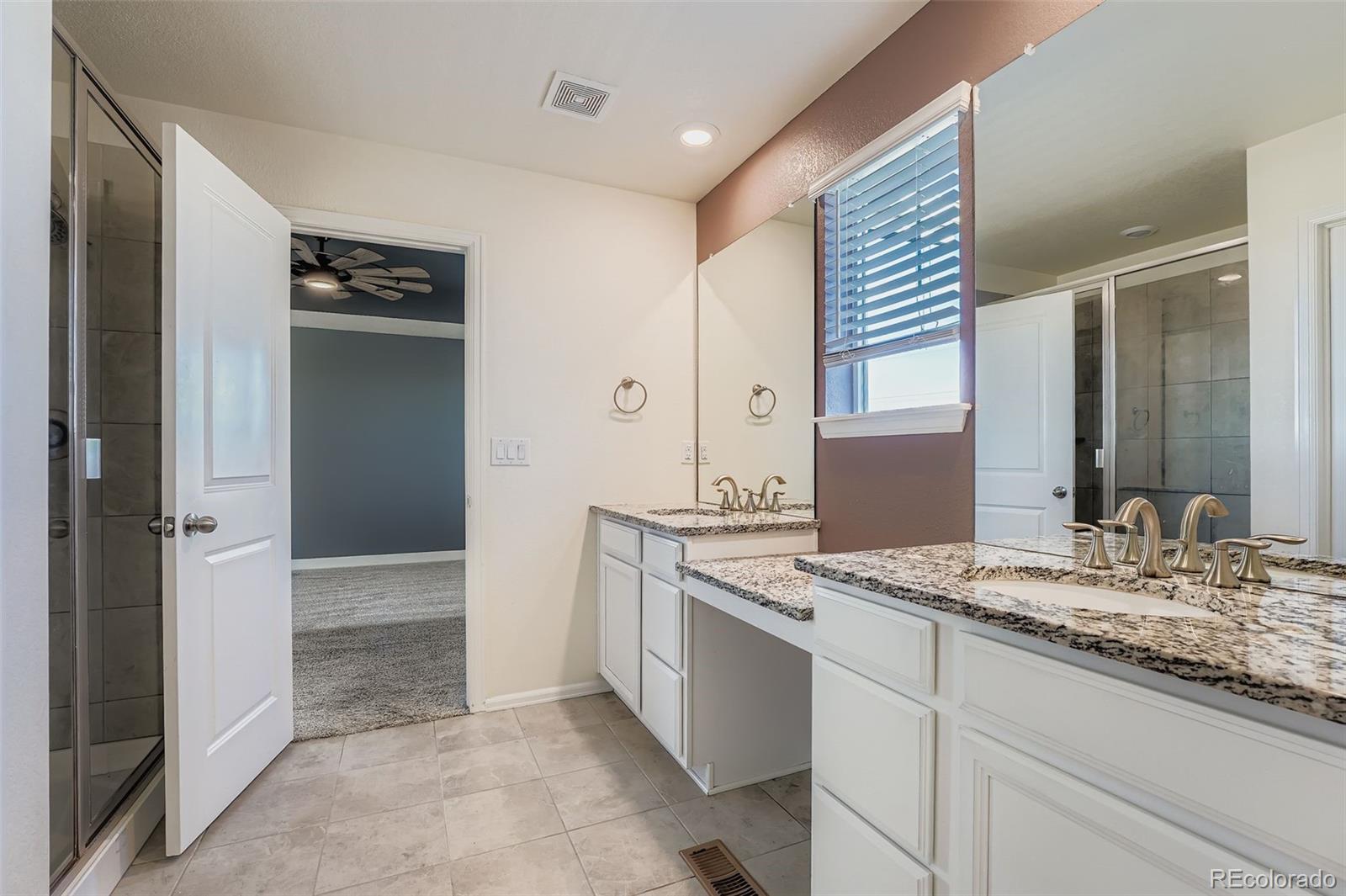 MLS Image #15 for 300 n patsburg street,aurora, Colorado