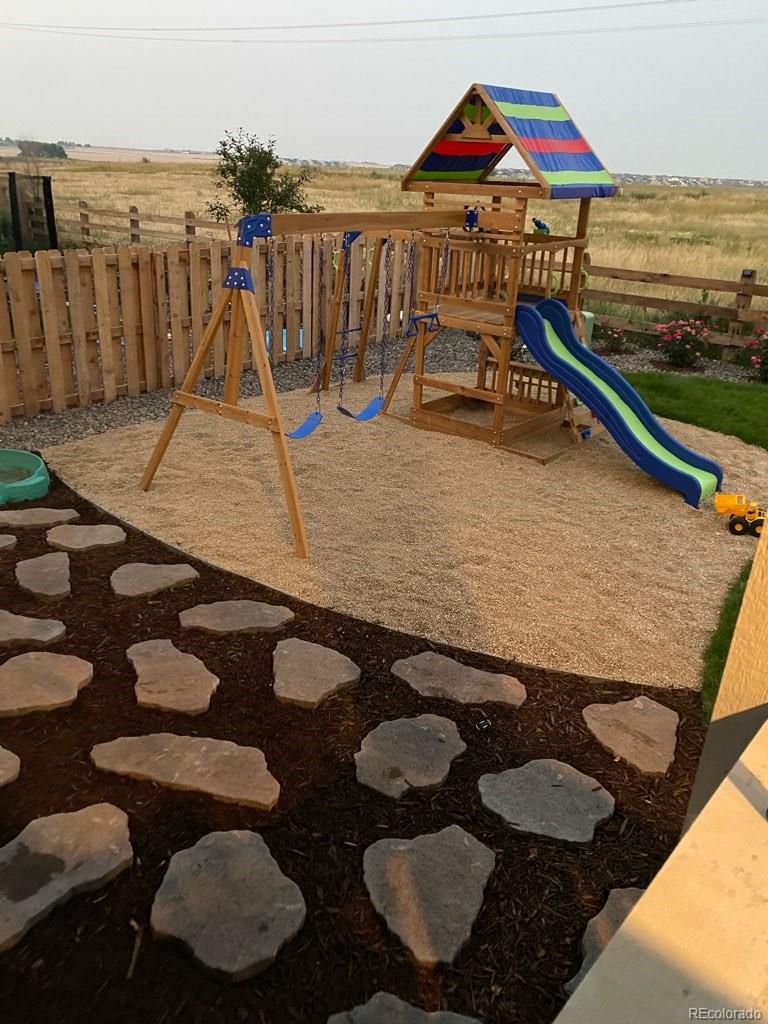 MLS Image #27 for 300 n patsburg street,aurora, Colorado