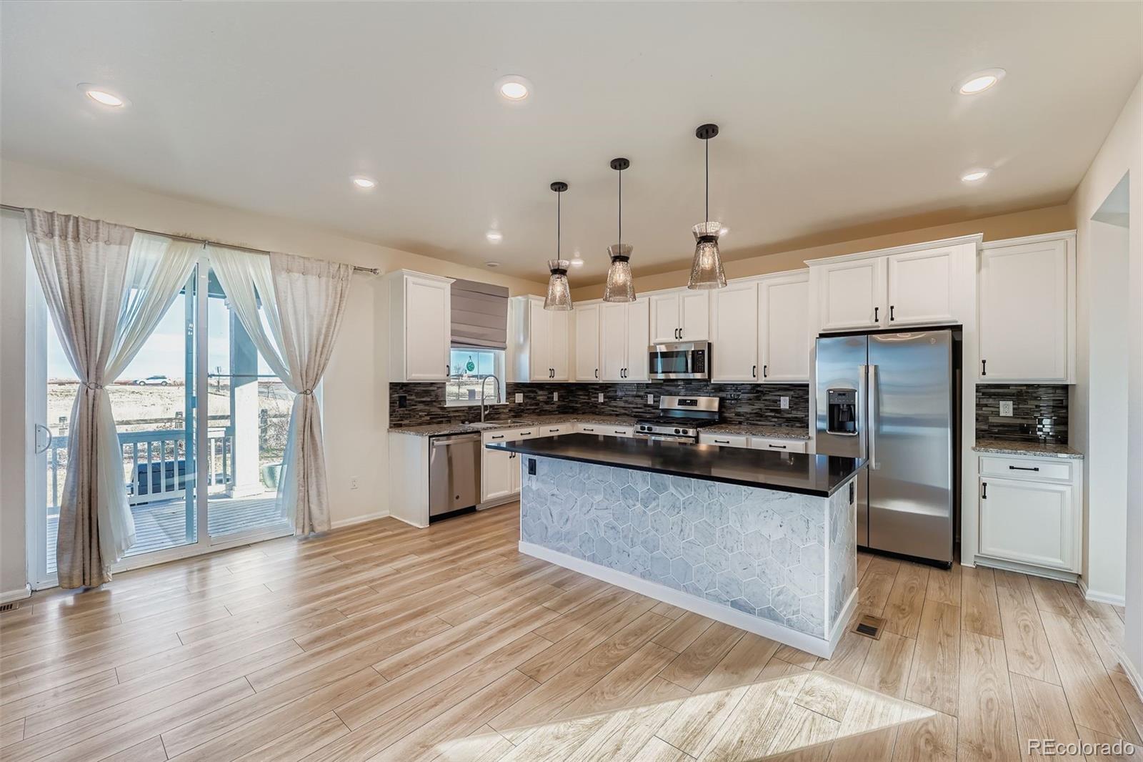 MLS Image #7 for 300 n patsburg street,aurora, Colorado