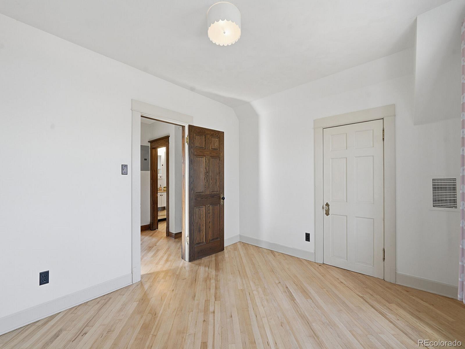 MLS Image #27 for 417 s ogden street,denver, Colorado