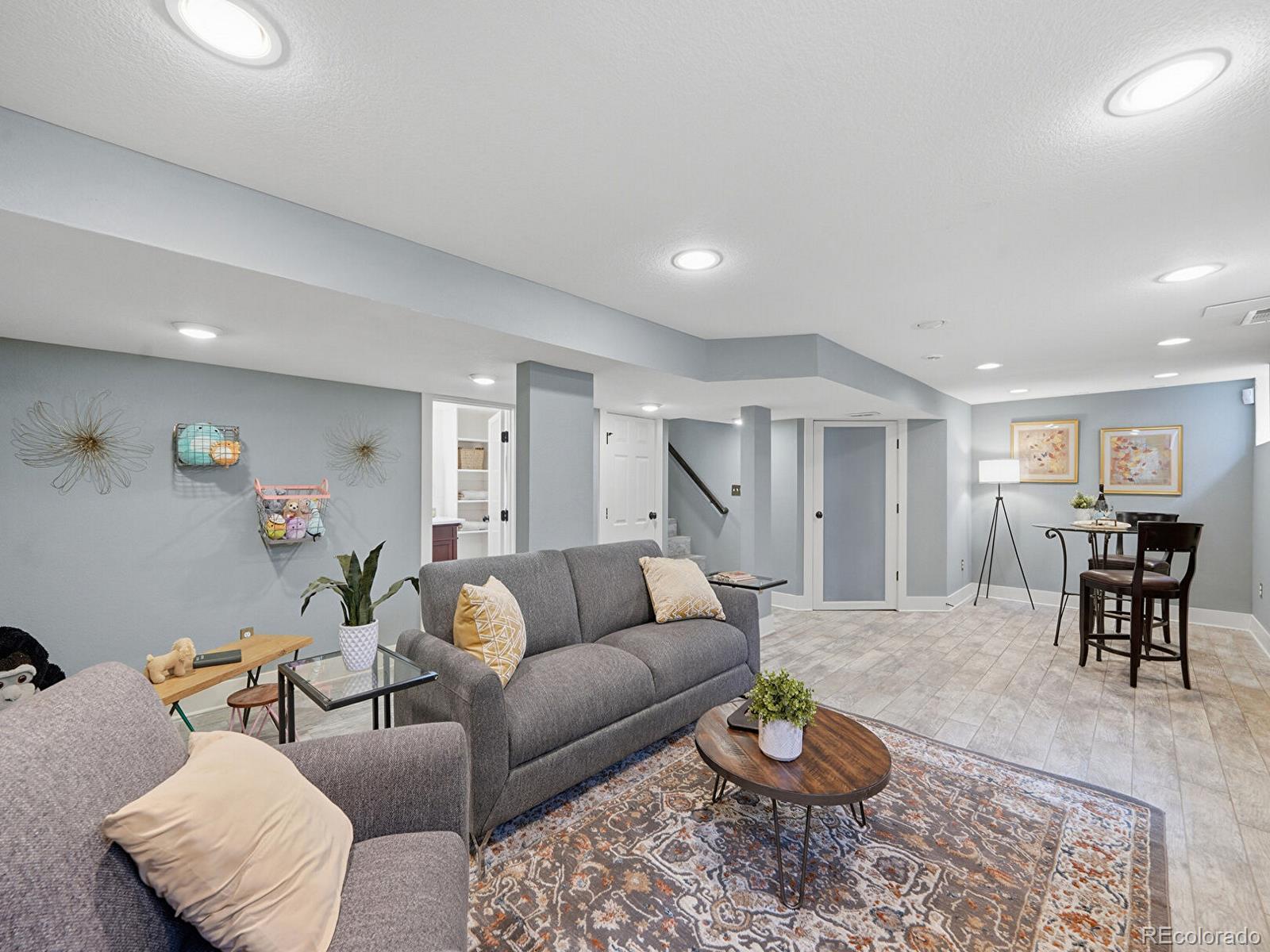 MLS Image #29 for 417 s ogden street,denver, Colorado