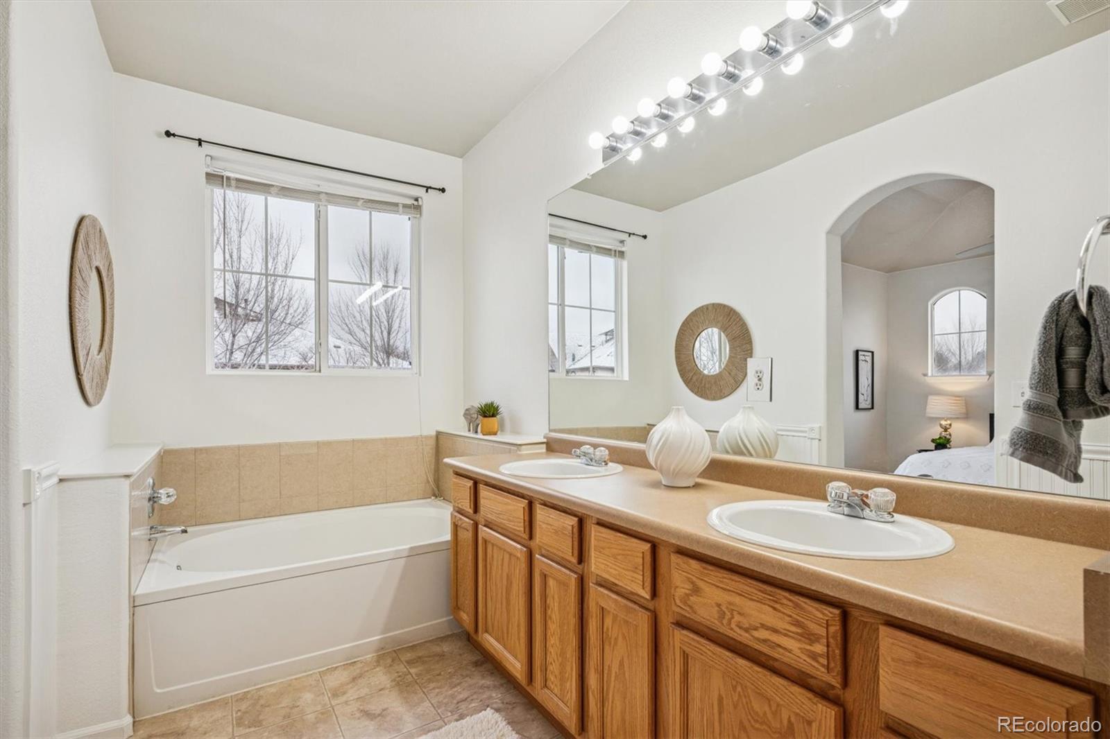 MLS Image #12 for 11390  navajo circle b,westminster, Colorado
