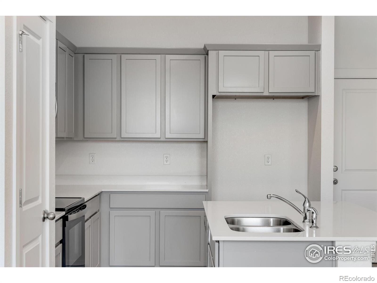 MLS Image #10 for 2407  pinot place,fort lupton, Colorado