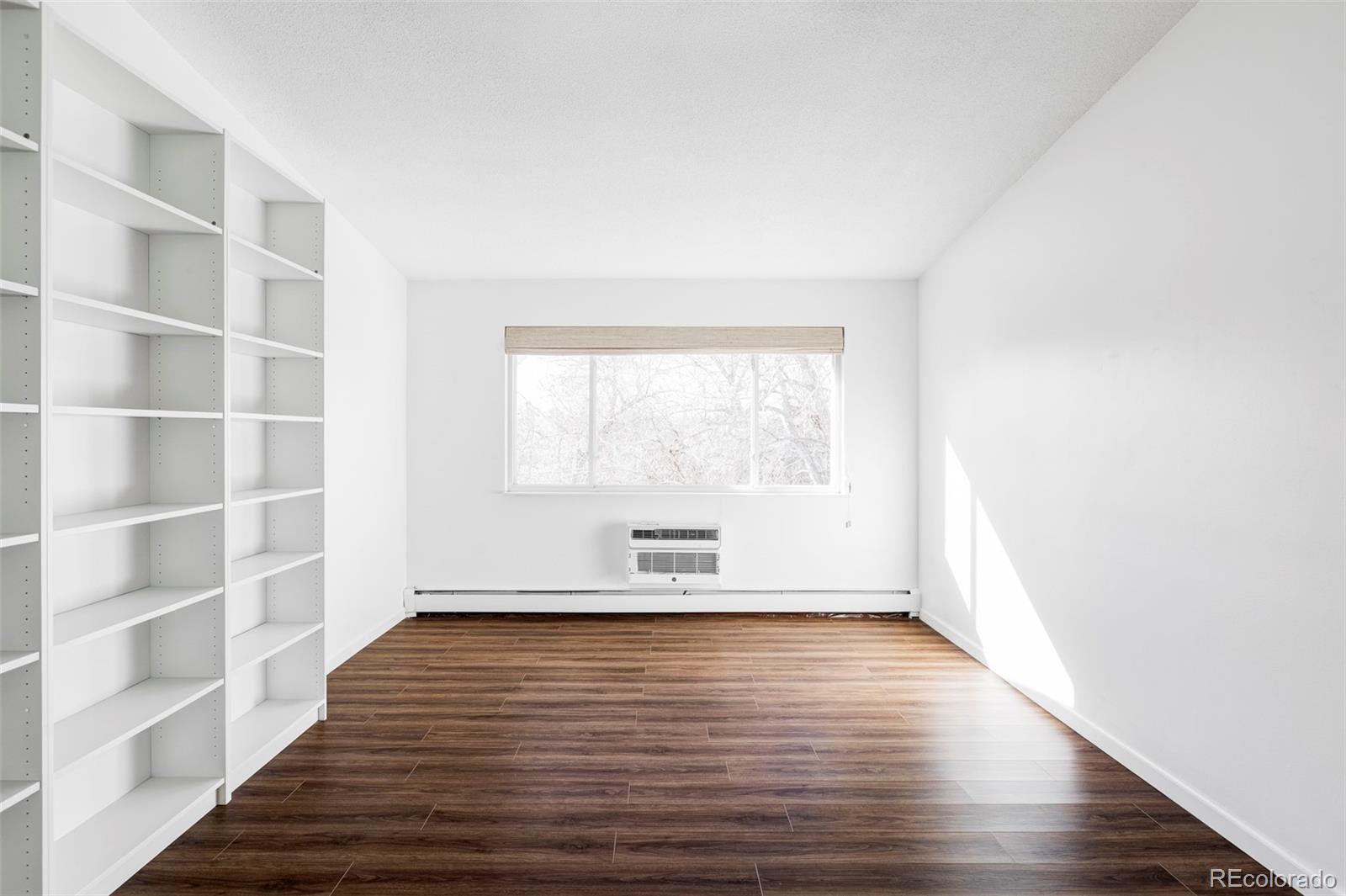 MLS Image #13 for 705 s alton way,denver, Colorado