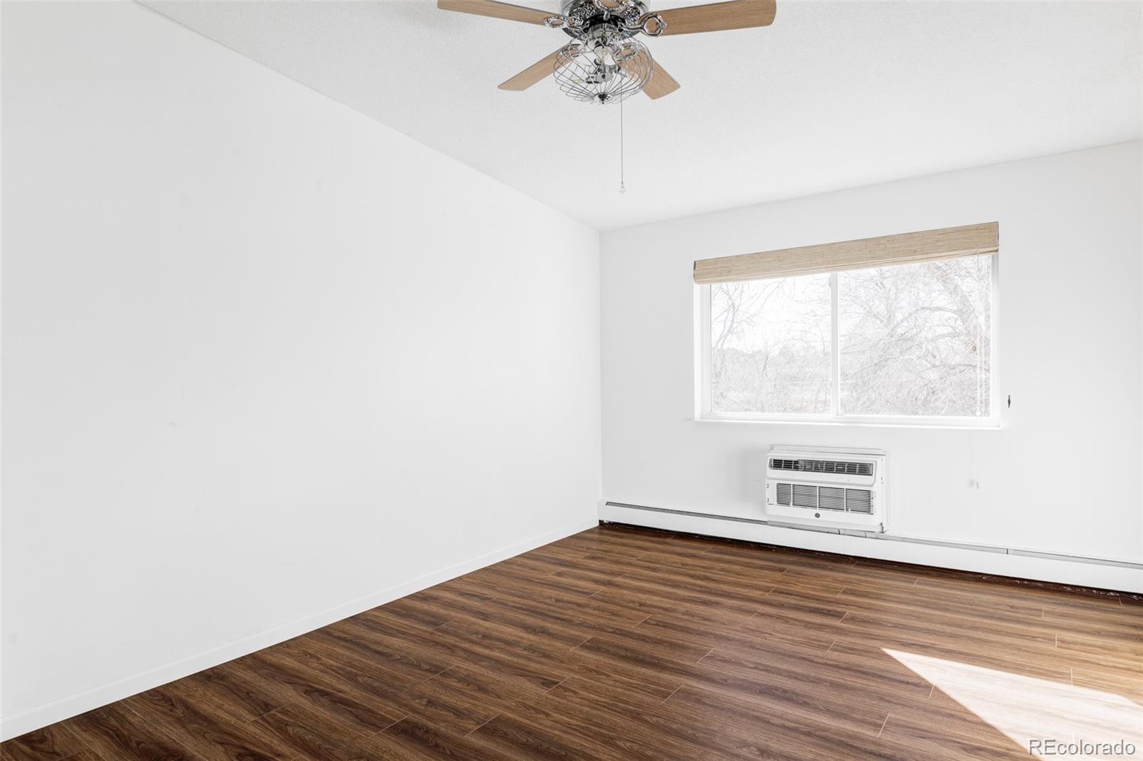 MLS Image #19 for 705 s alton way,denver, Colorado