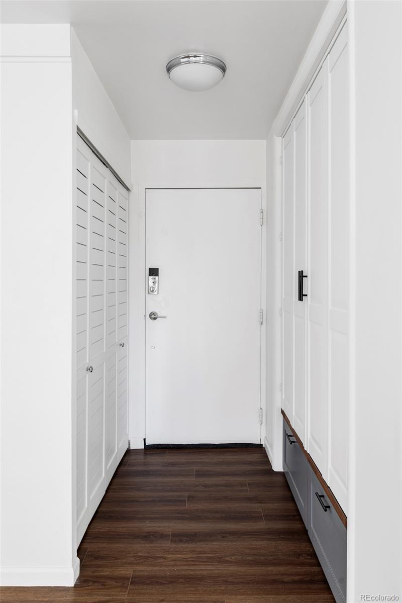 MLS Image #2 for 705 s alton way,denver, Colorado