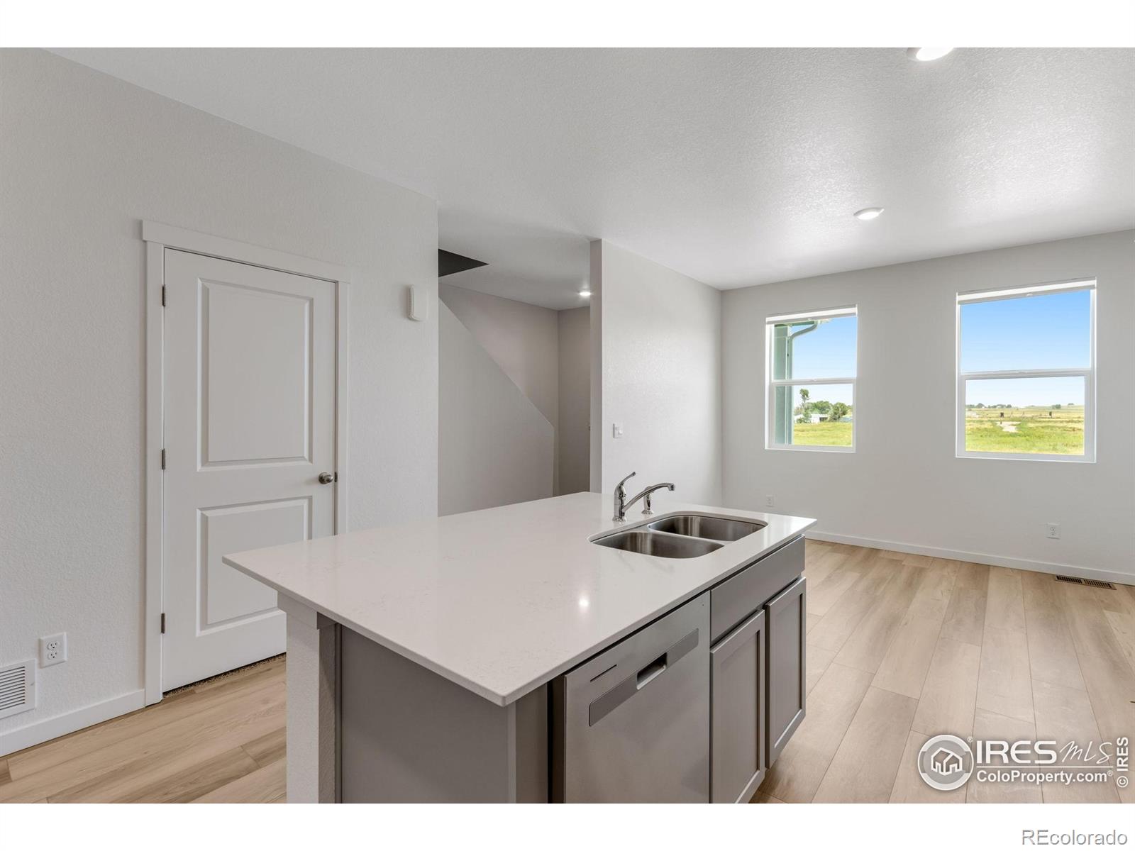 MLS Image #5 for 2403  pinot place,fort lupton, Colorado