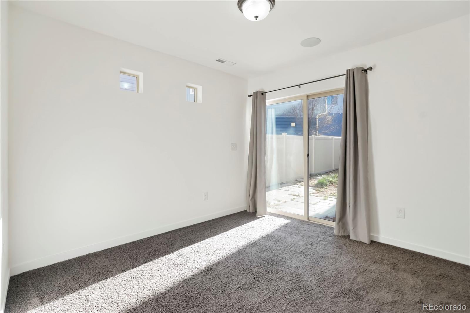 MLS Image #18 for 19096 e 55th avenue,denver, Colorado