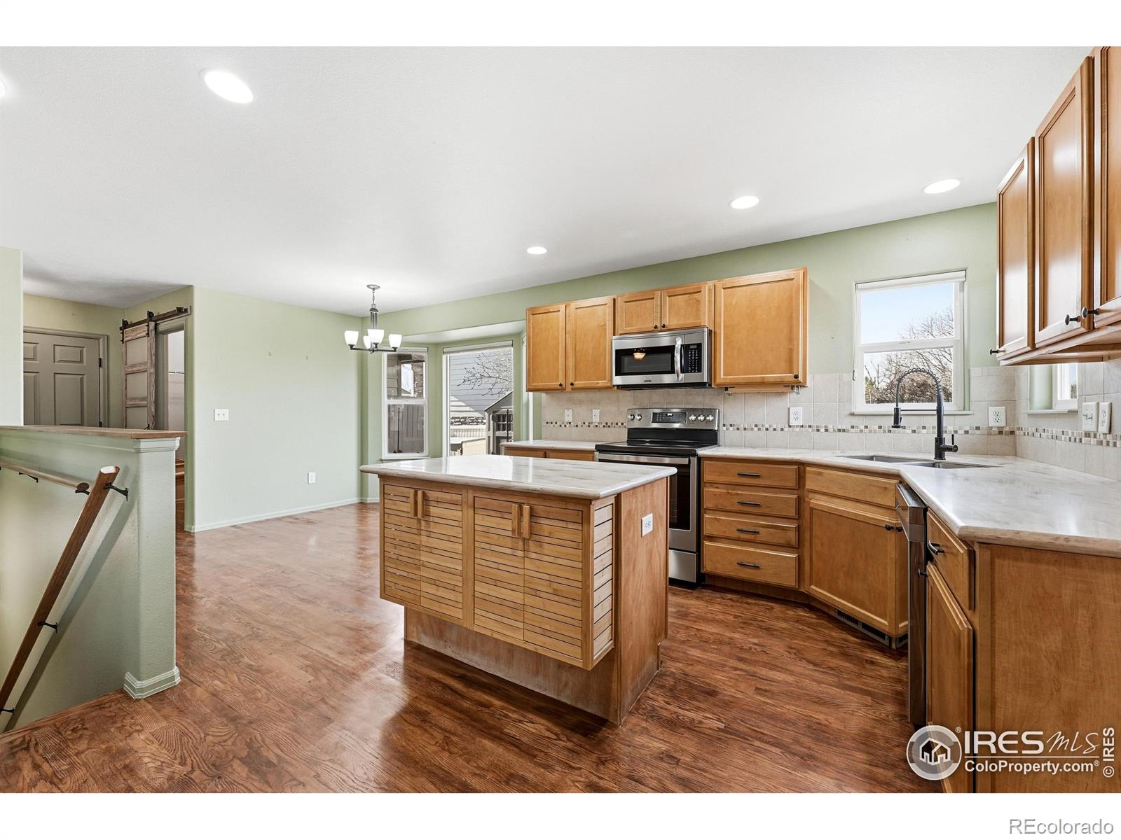 MLS Image #5 for 5251  rustic avenue,firestone, Colorado