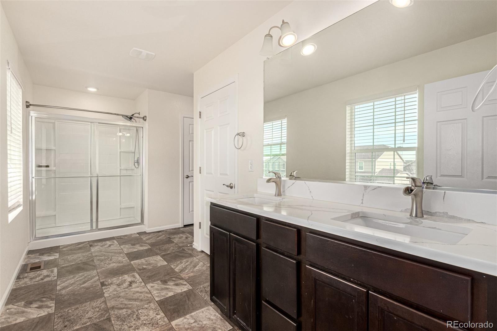 MLS Image #13 for 6330 n gibralter court,aurora, Colorado