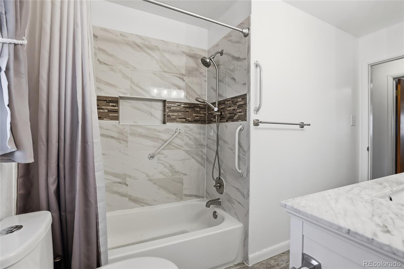 MLS Image #24 for 2913 w tanforan drive,englewood, Colorado