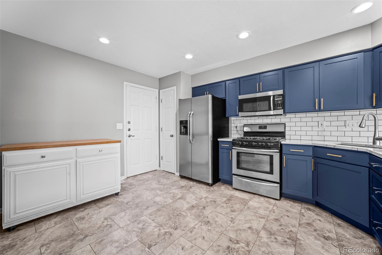 MLS Image #13 for 6310 s harrison way ,centennial, Colorado
