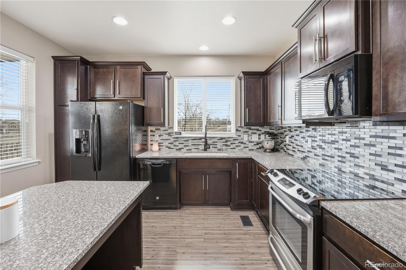 MLS Image #10 for 2248  80th avenue court,greeley, Colorado