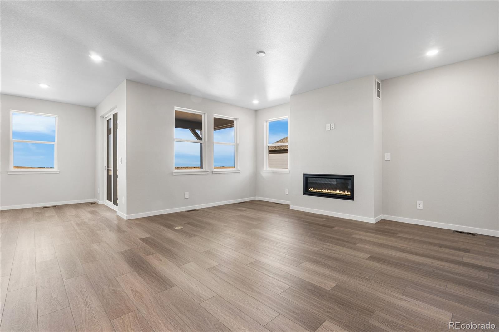 MLS Image #2 for 39920  congress lane,elizabeth, Colorado