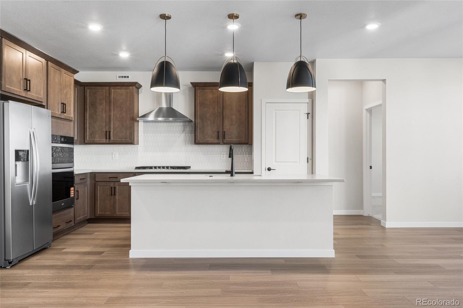 MLS Image #4 for 39920  congress lane,elizabeth, Colorado