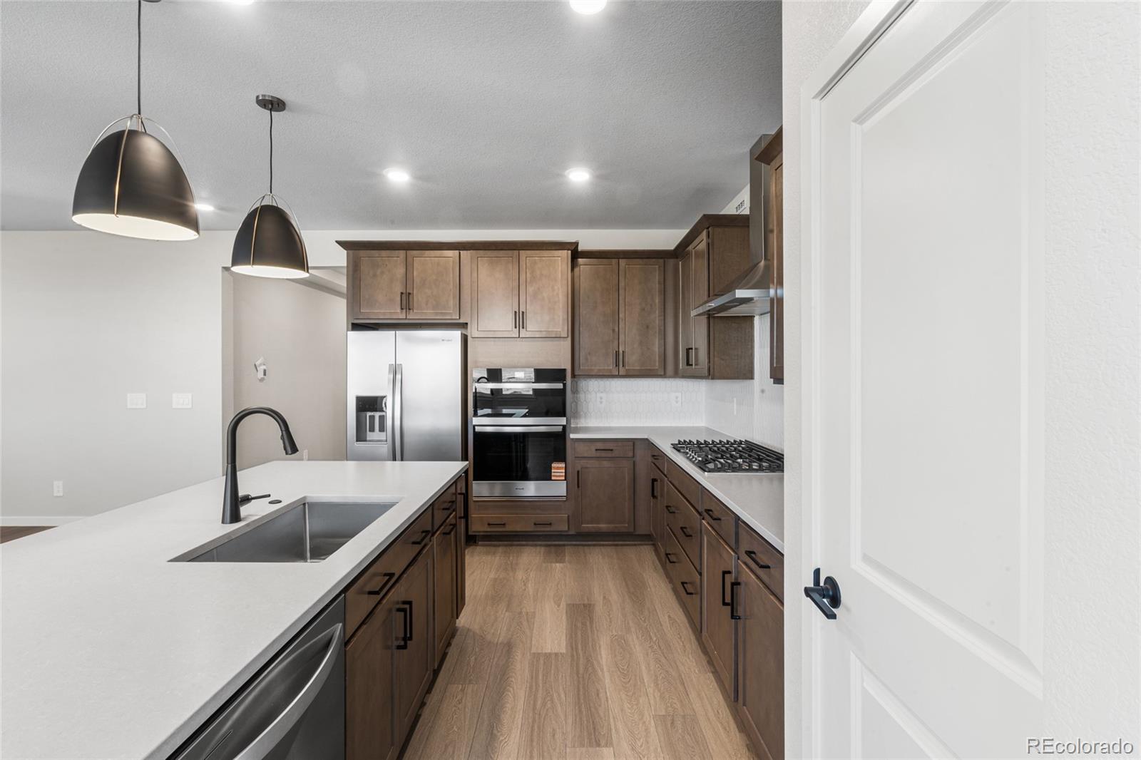 MLS Image #5 for 39920  congress lane,elizabeth, Colorado