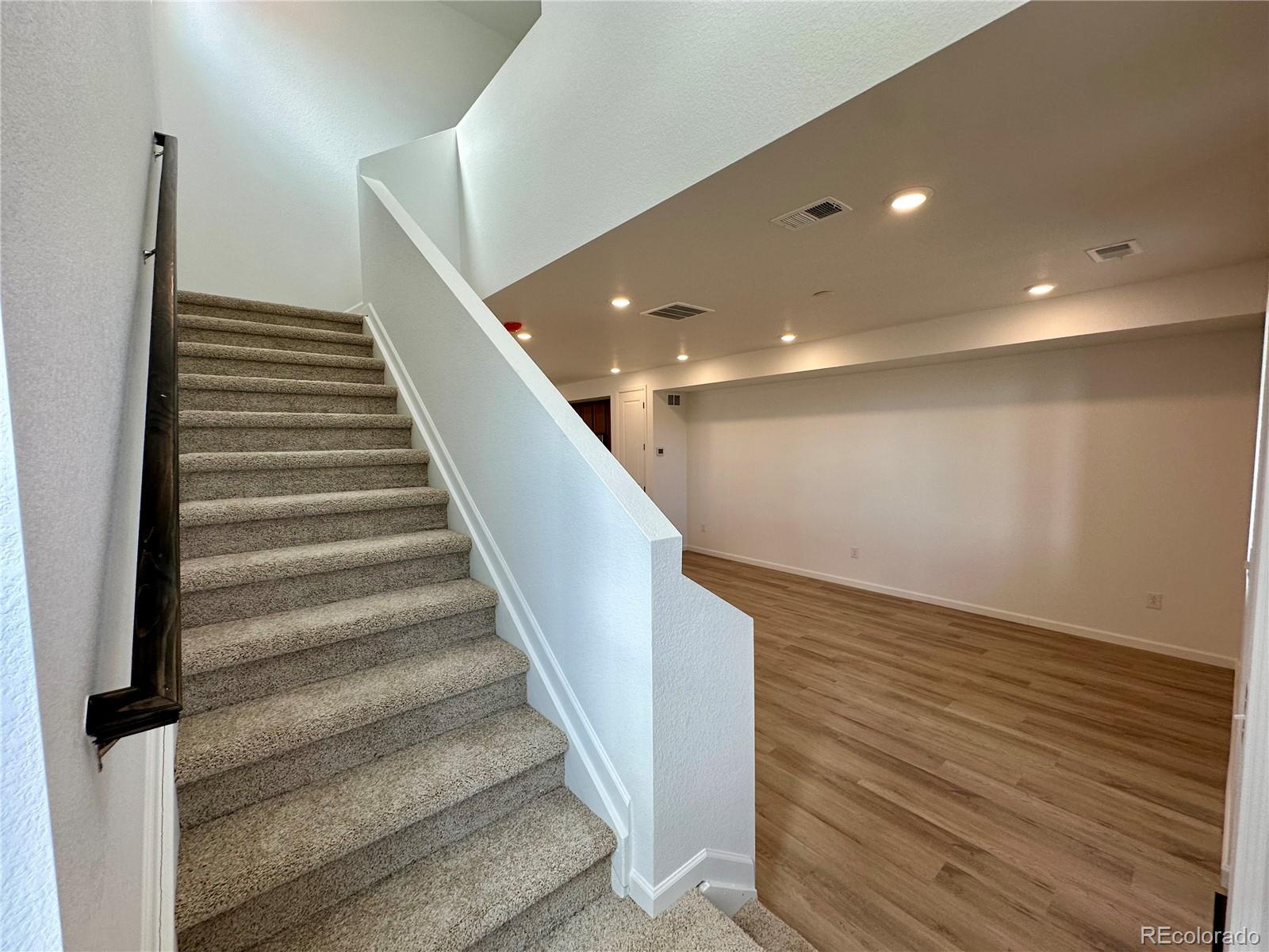 MLS Image #3 for 6641 n netherland street,aurora, Colorado