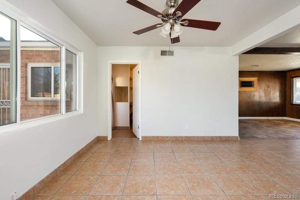 MLS Image #15 for 702  scranton court,aurora, Colorado