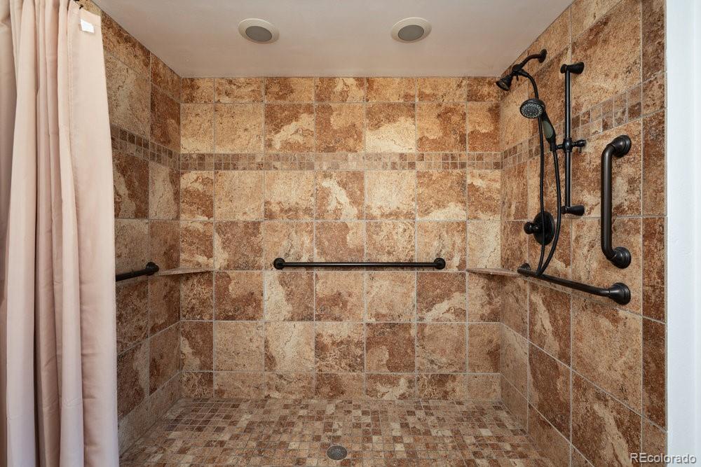 MLS Image #21 for 702  scranton court,aurora, Colorado